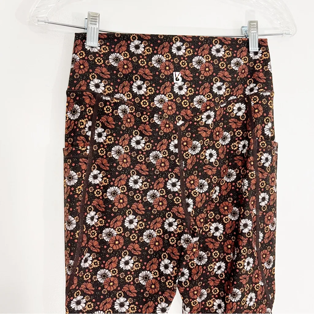 Buffbunny Collection Buffbunny Rosa Floral Pocket Legging Brown Size Medium - Image 9