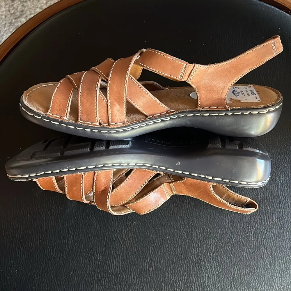 Naturalizer Craft Comfort Sandals, tan leather straps, slip on, size 7, NEW! - Image 16