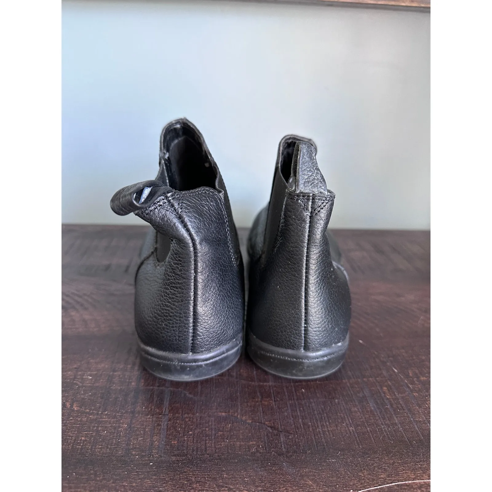 Easy Spirit Women's Armargos Leather Black Comfort Casual Shoes Slipon Boots - Image 3