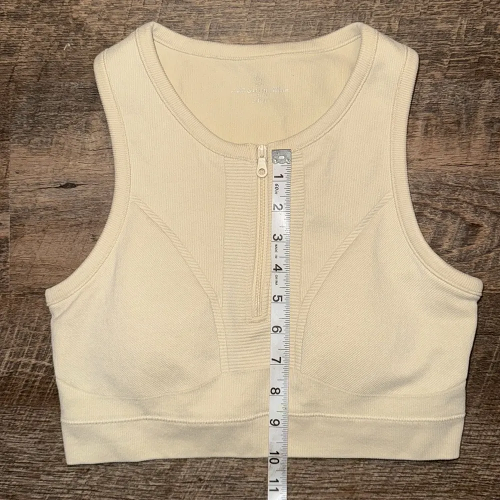 OFFLINE by Aerie Sweat Cardio Most Support Sports Top Women’s Size Medium - Image 4