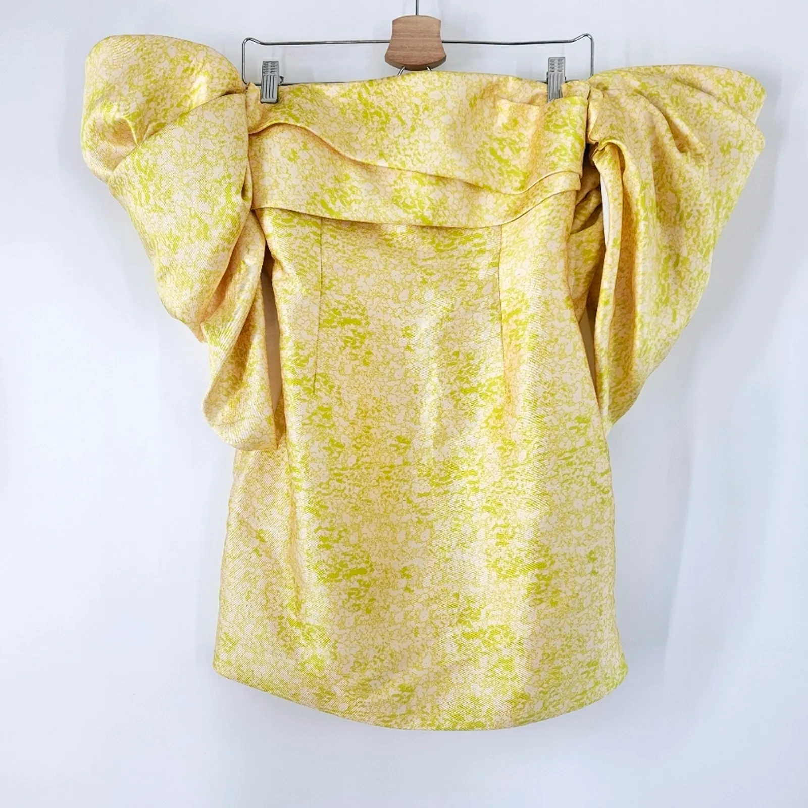 Solace London‎ Elina Off-The-Shoulder Duchesse Satin Mini Dress Size US 6 Yellow - Image 4