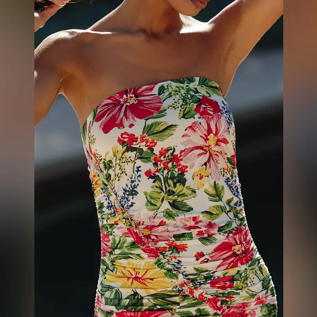 The Gabbie Strapless Ruched Tube Dress by Celandine - Image 4