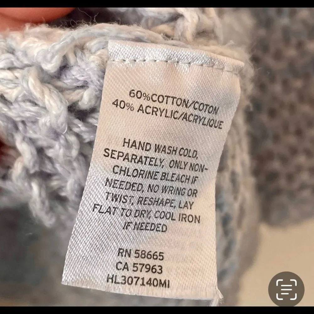 Hinge V neck sweater - Image 9