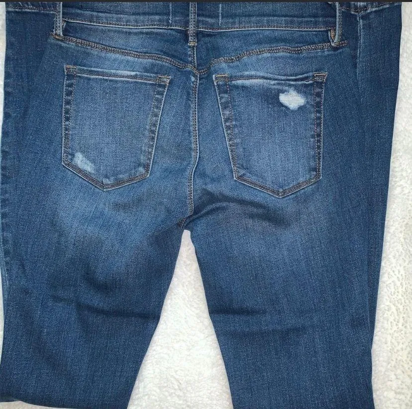 Medium Wash Distressed Jeggings - Image 4