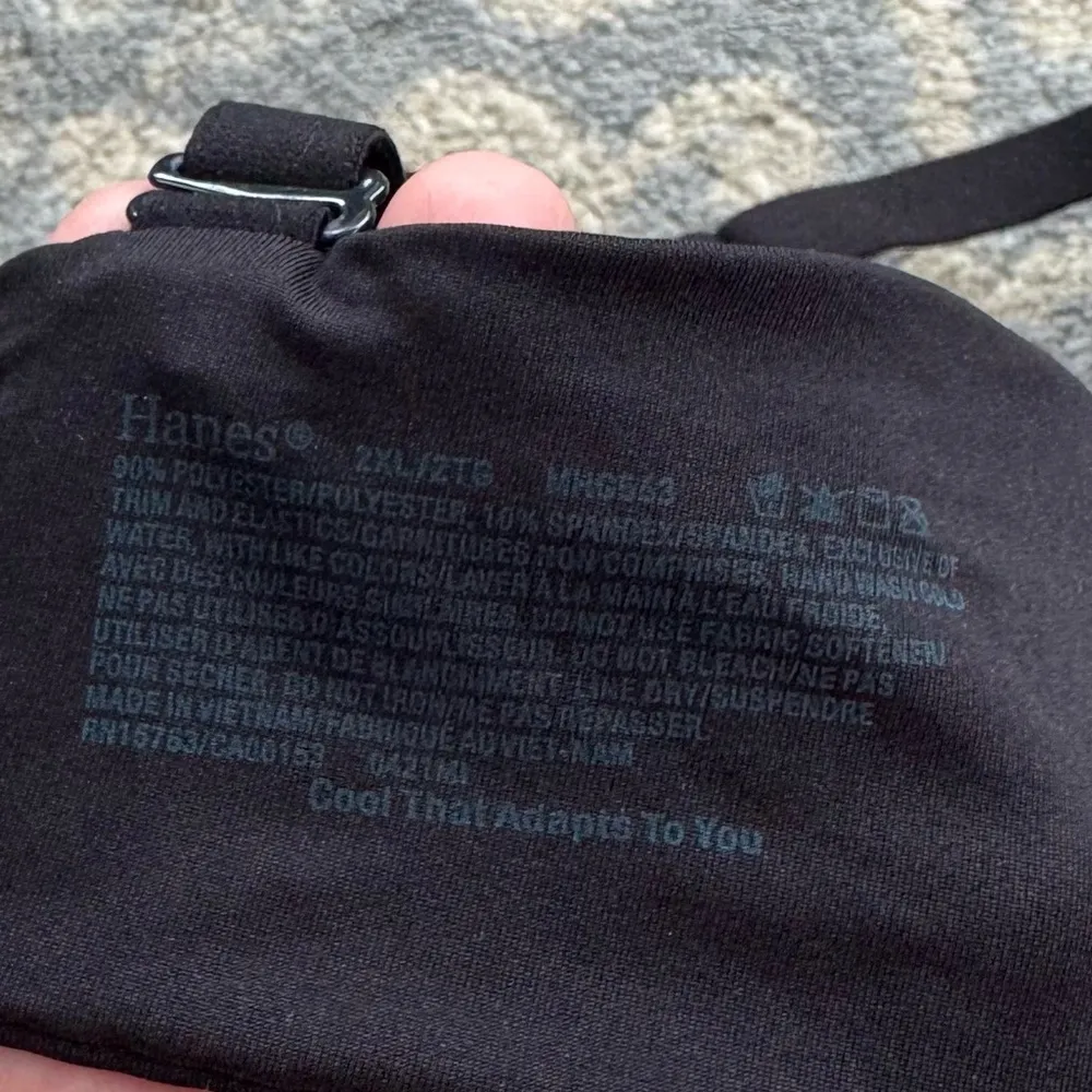 Hanes Underwire Bra Black 2XL - Image 4