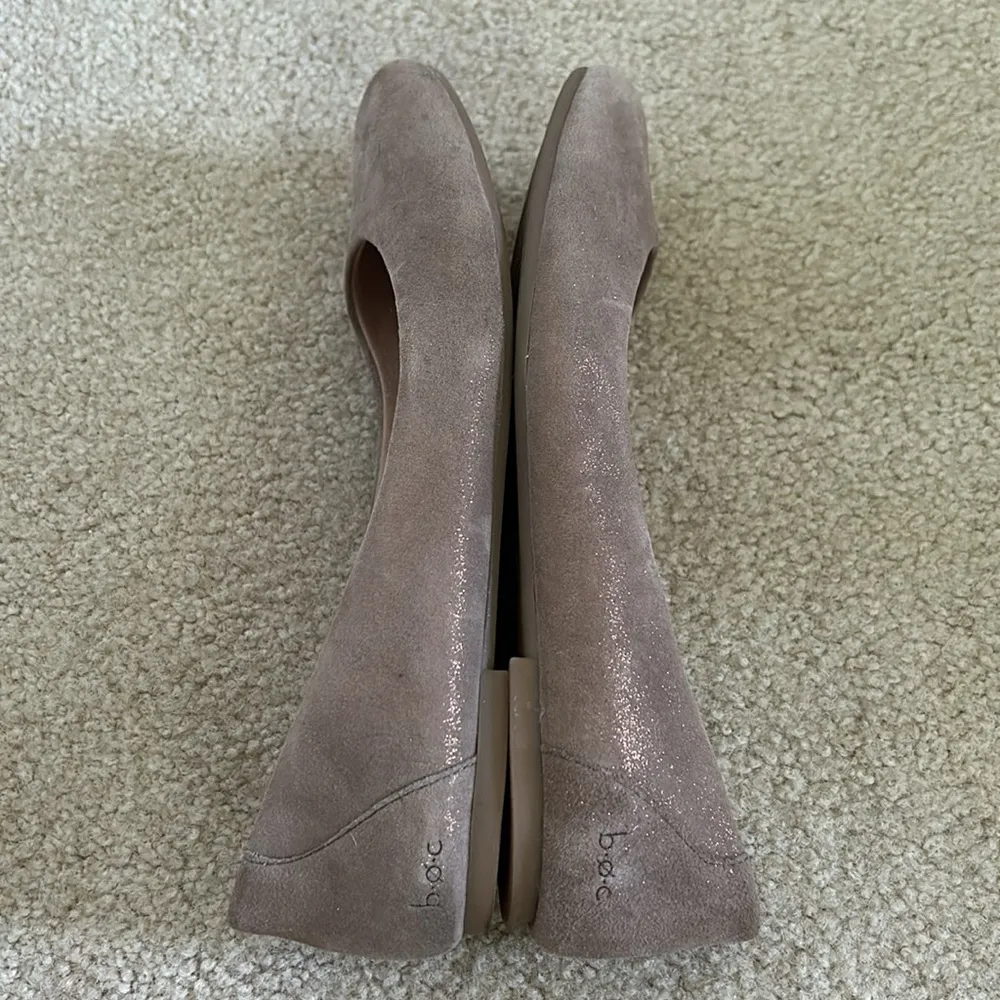 b.o.c. Tan Suede Flats sz 8.5 - Image 5