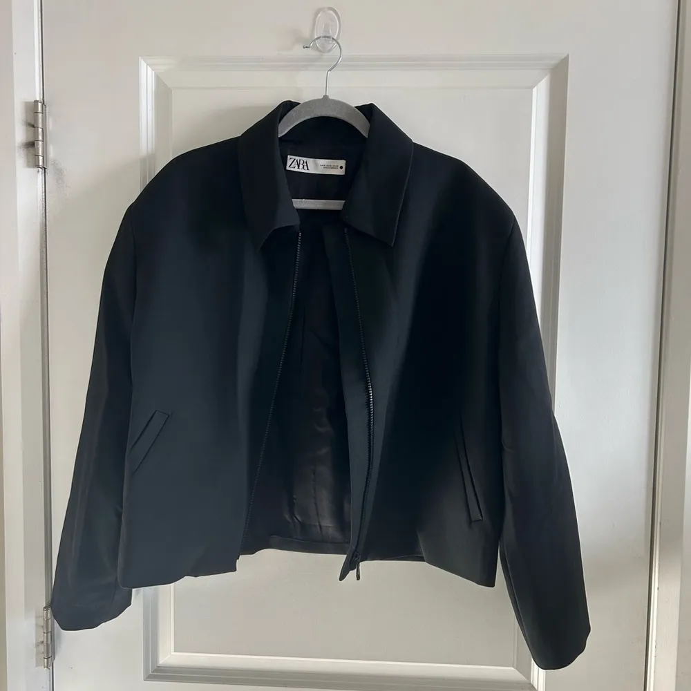 Zara Black Swing Jacket With Zipper Size XL - Image 4