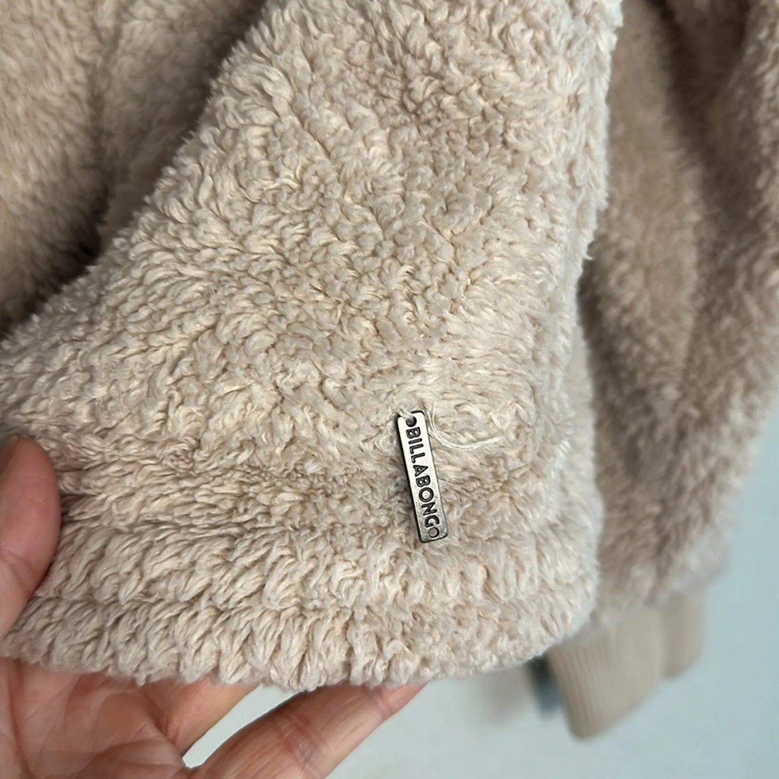 Billabong Teddy Faux Fur Full Zip Jacket Warm Cozy Fall Pockets Tan Winter Hygge - Image 6