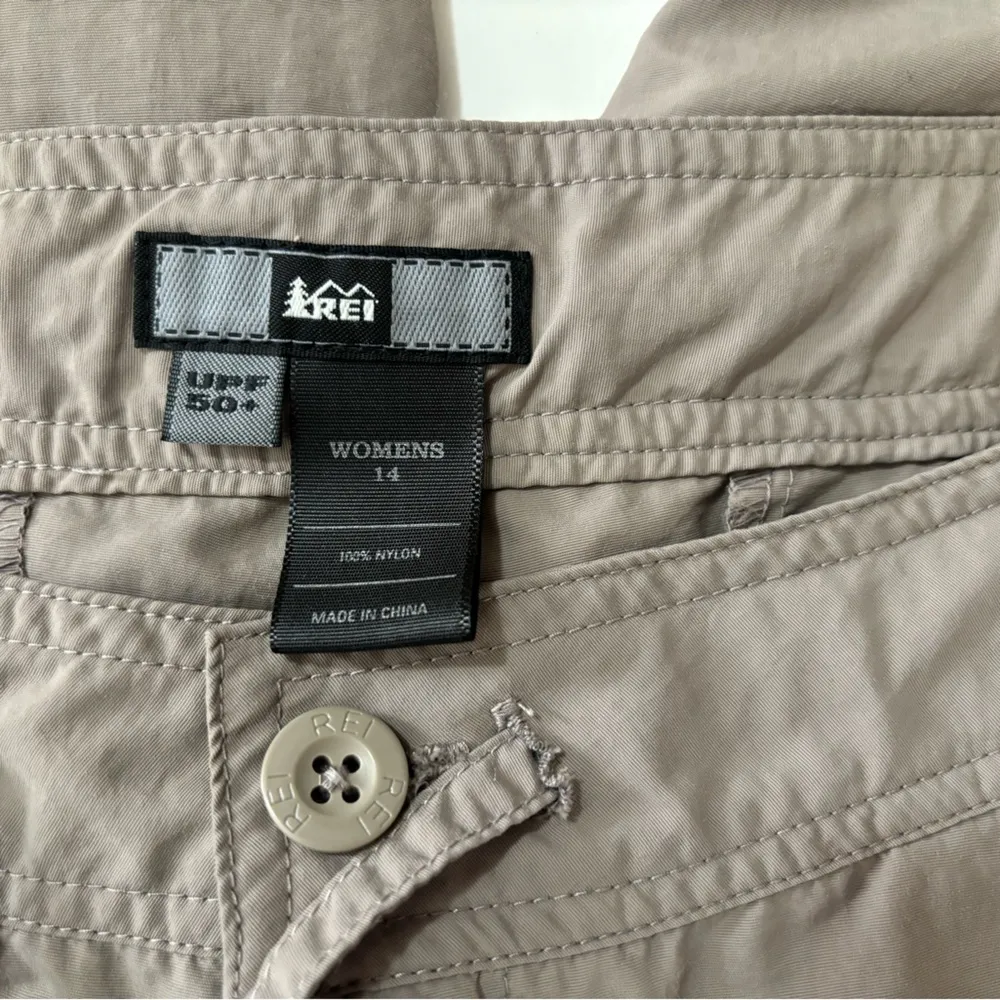 REI Tan GrayUPF 50+ Cropped Drawstring Hiking Pants Size 14 - Image 2