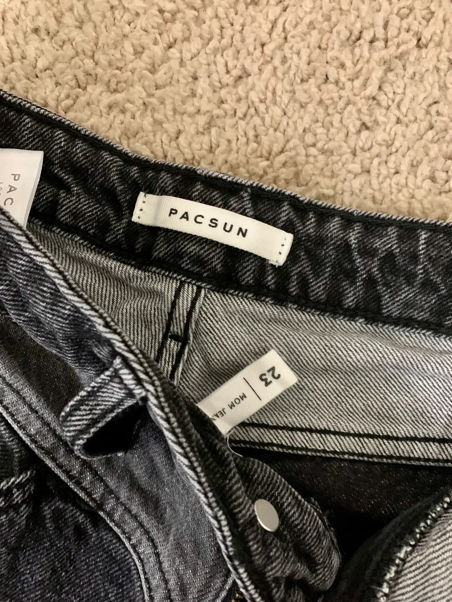 PacSun Mom Jeans - Image 3