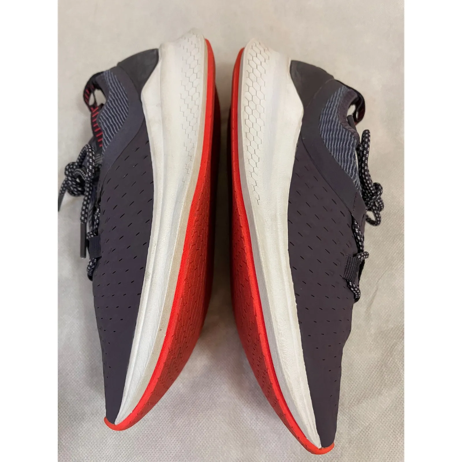 New Balance Women's 7 Fresh Foam Lazr Purple & Orange Preowned - Image 7