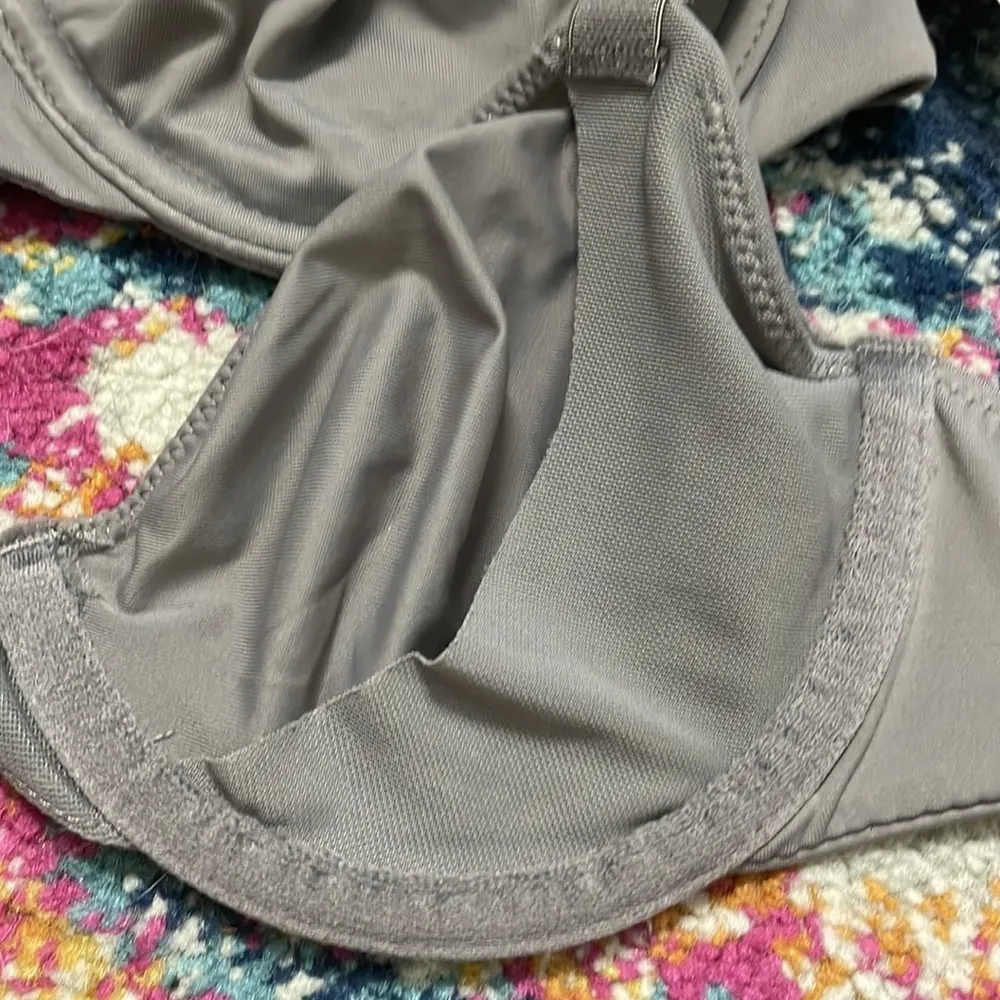 Auden Women's Unlined Bra - Image 10