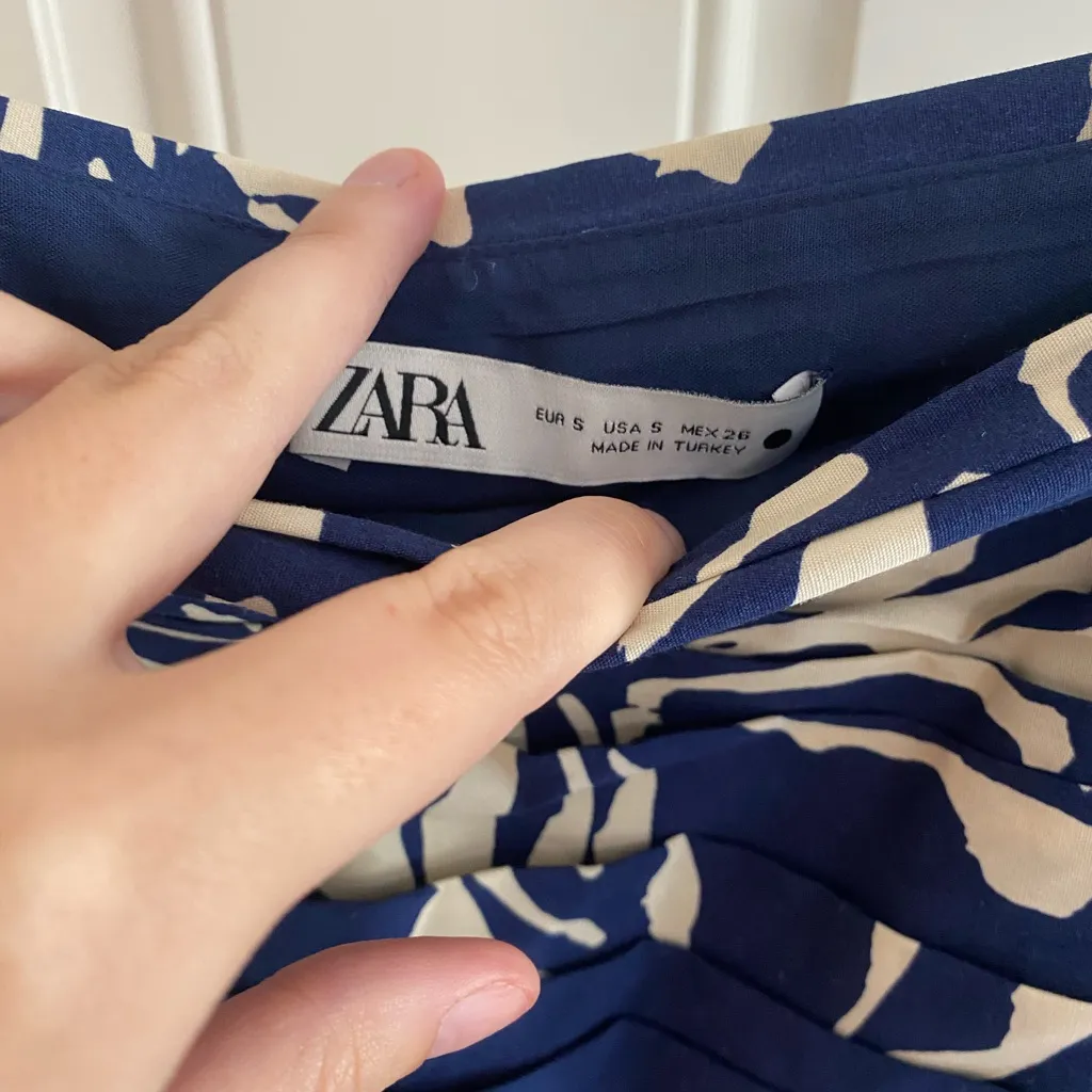 Zara Blue and White Floral A-Line Skirt | Navy & White Floral Midi Skirt 💙 - Image 4