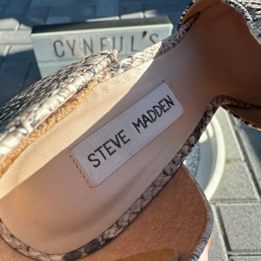 snakeskin/python“Dolly” sz 9 - Image 10