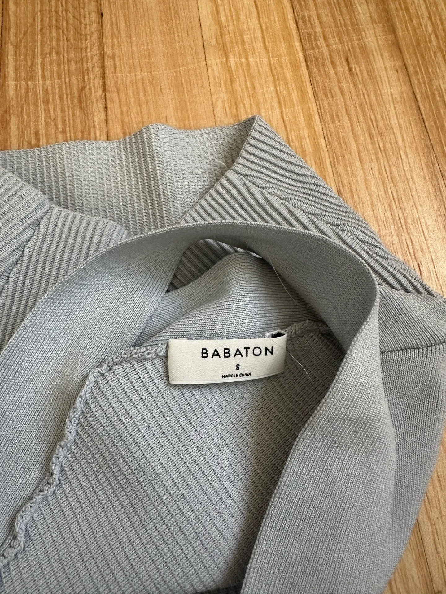 Aritzia Ribbed Top - Image 3