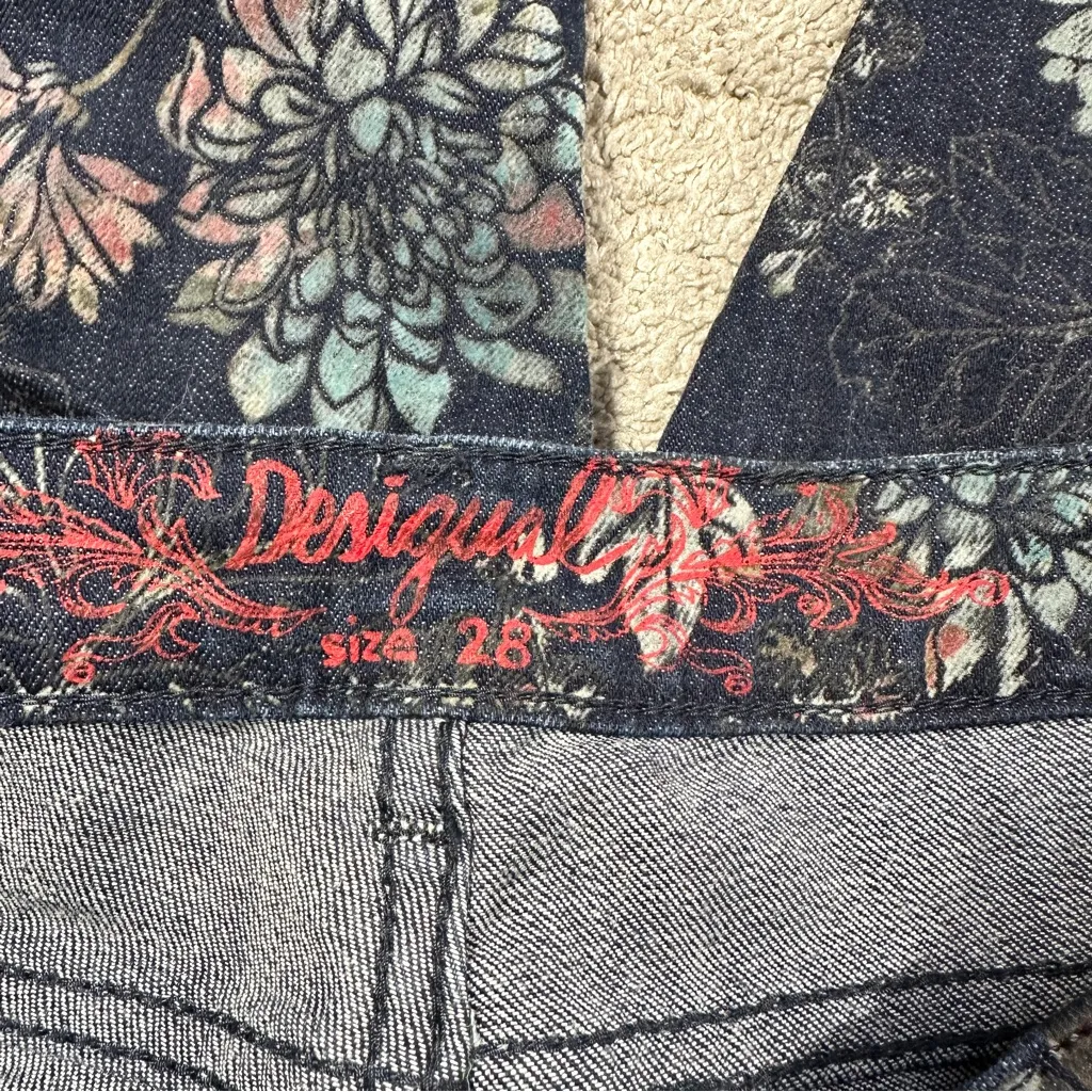 Desigual Women’s Navy Floral Skinny Leg Jeans Mid Rise Artsy Boho Art to Wear 28 - Image 11