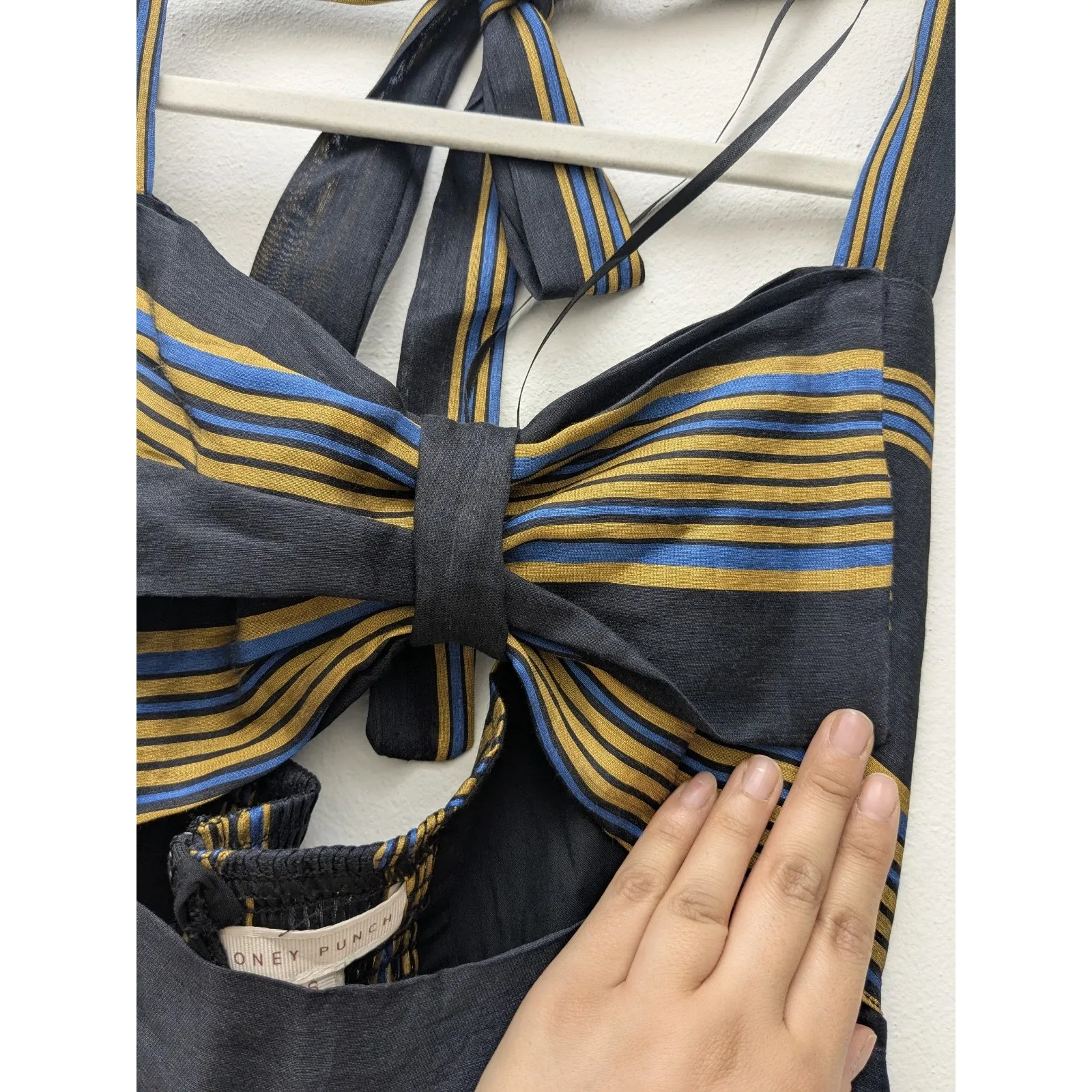 Honey Punch Women's Jumpsuit Halter Cut-Out Bun Ruffle Striped Black Gold Small - Image 4