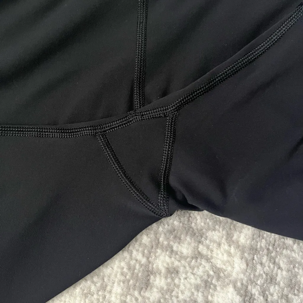 Vuori Rib Studio Shorts - Image 3