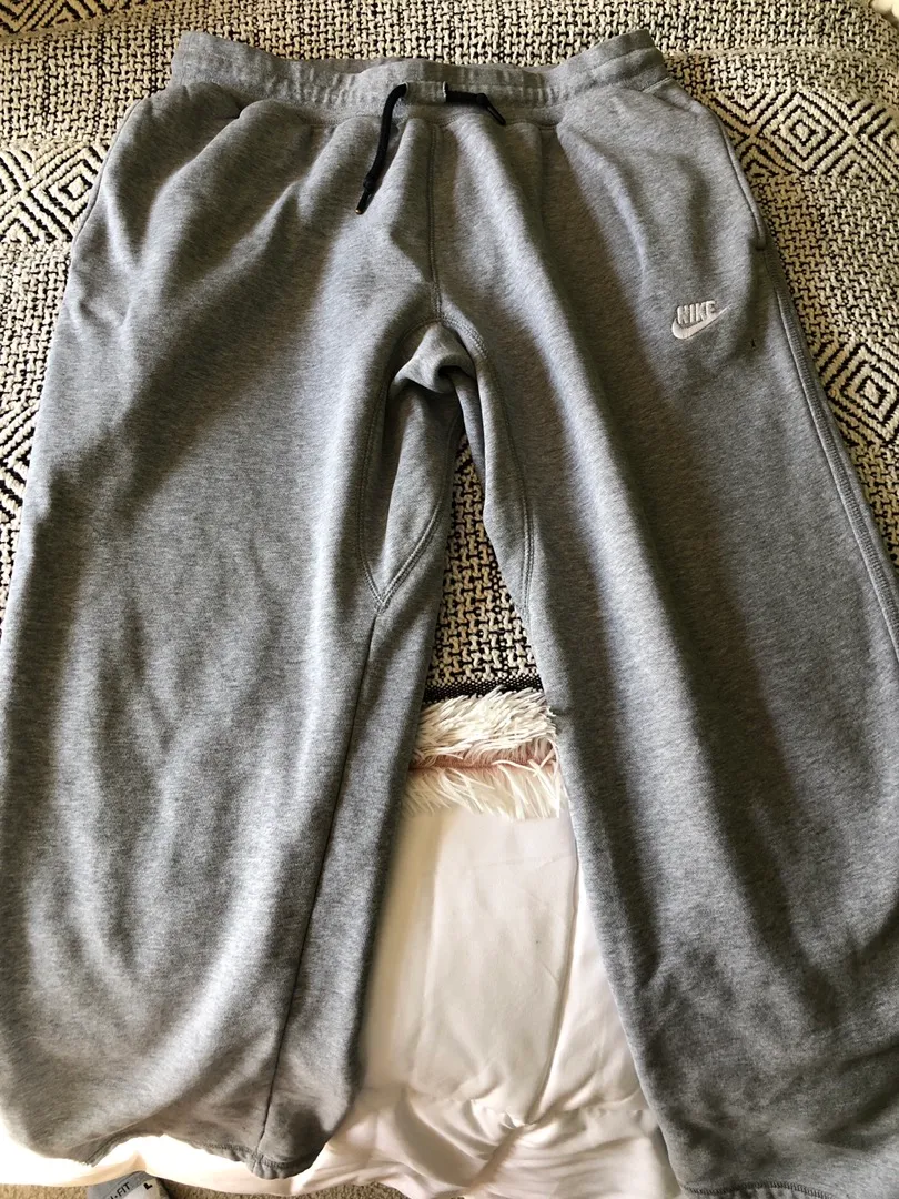 Nike Gray Sweatpants - Image 2