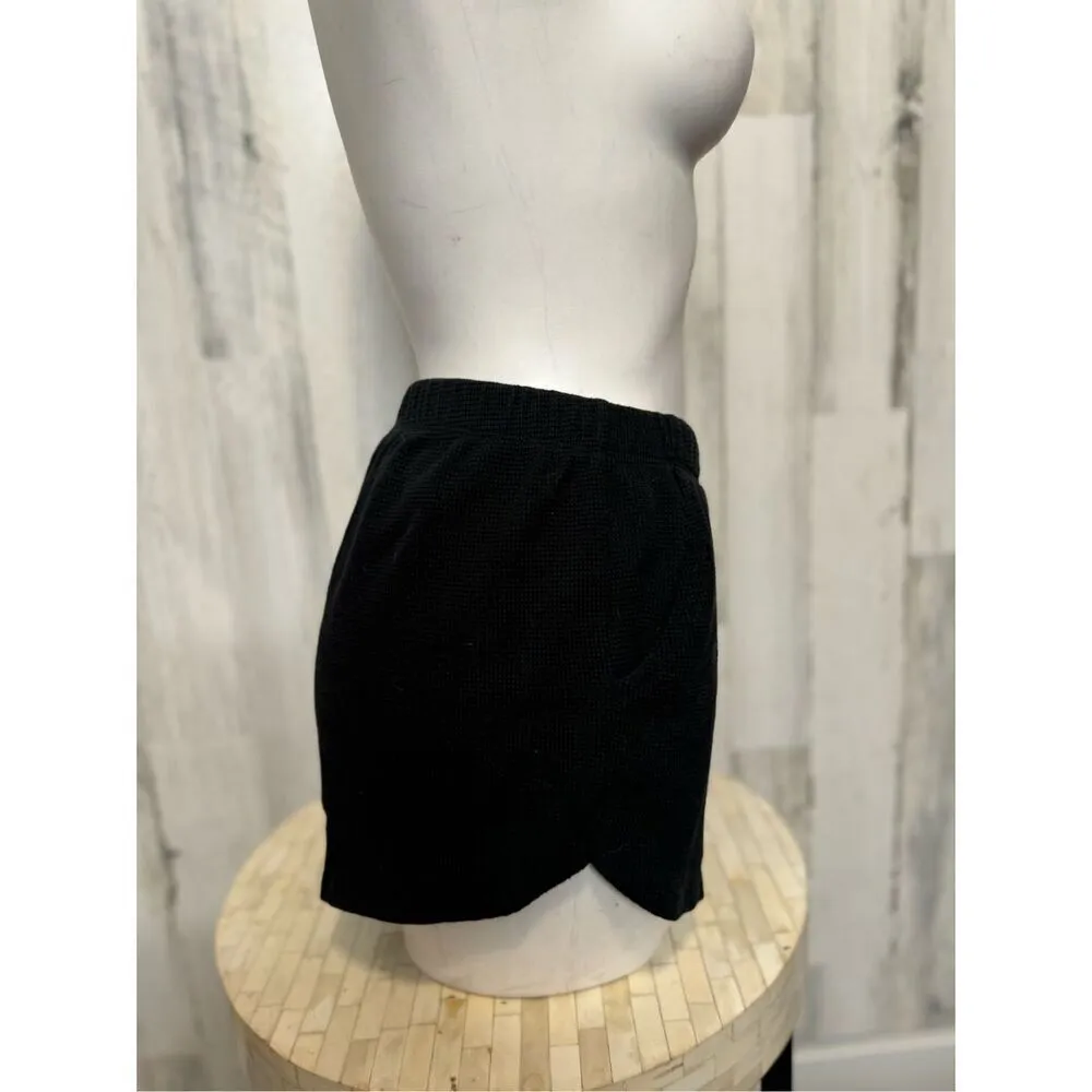 Black shorts - Image 2