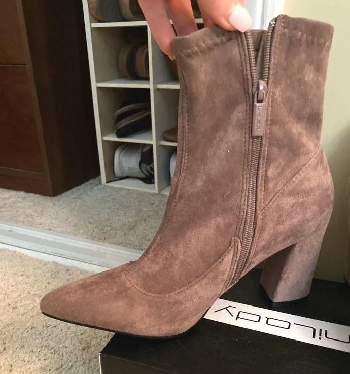 Brown Pointed Booties Size 9 - Image 3
