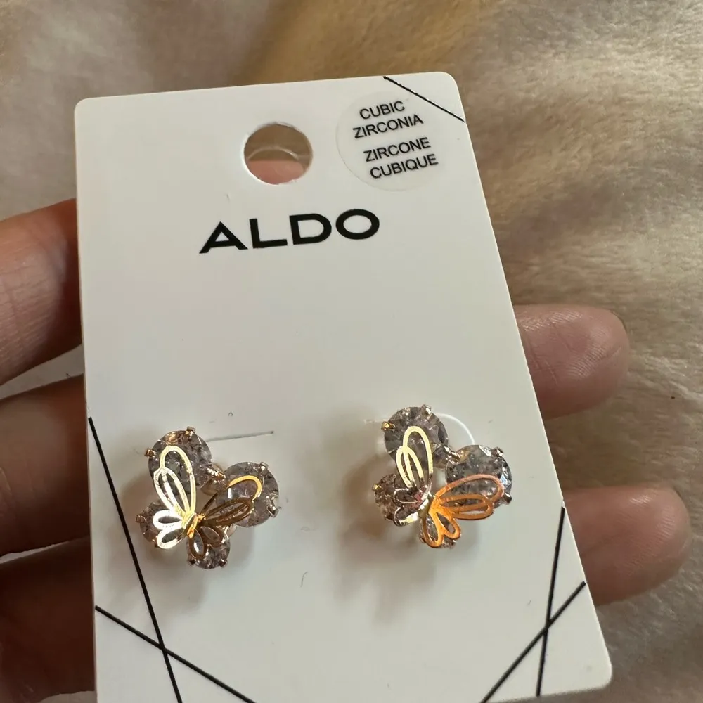 Aldo rose gold earrings - Image 2