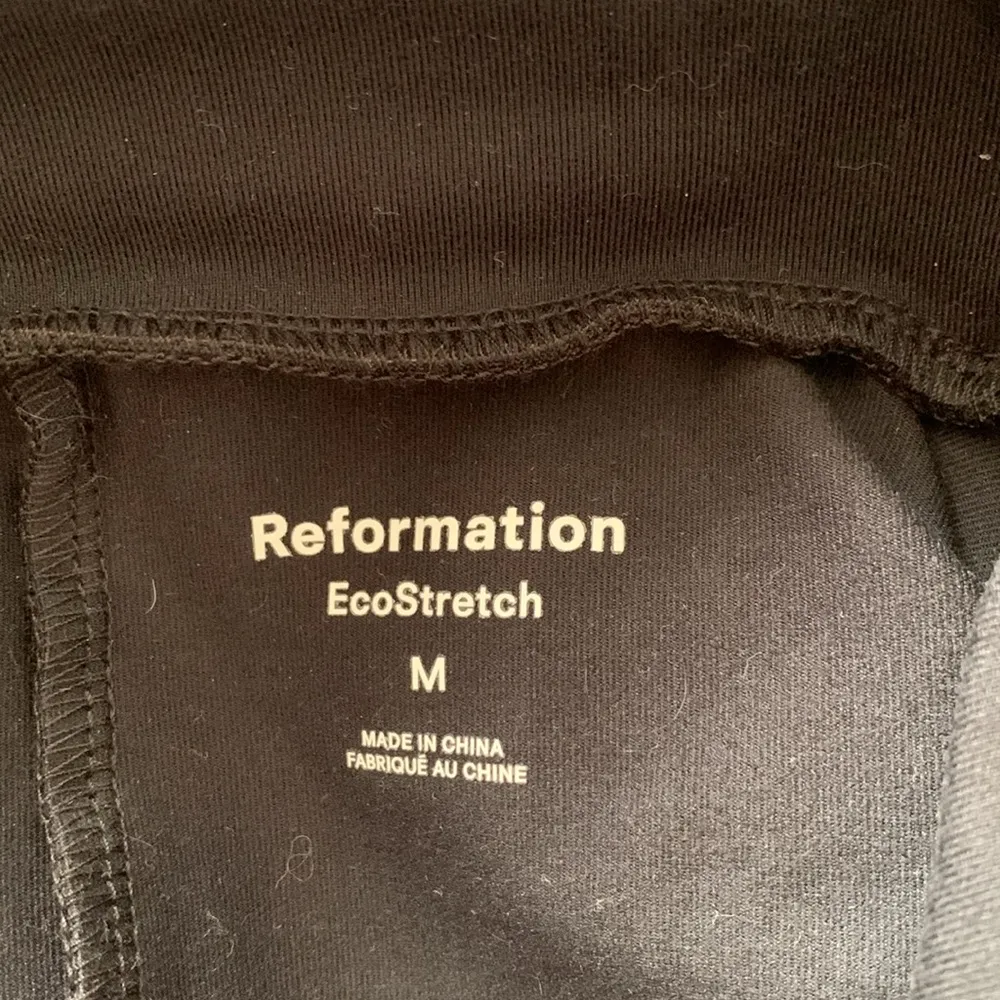 Reformation EcoStretch black romper shorts medium M New NWT RARE HTF - Image 5