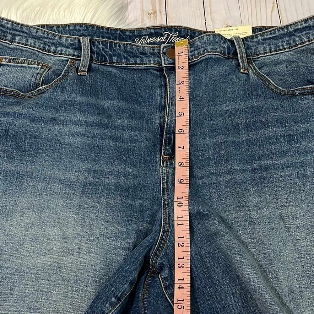 Universal Thread Boyfriend Shorts Size 22W NWT - Image 10