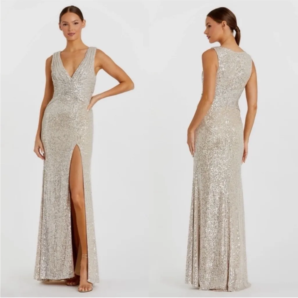 Mac Duggal Sparkle Sequin Nude V-Neck Sleeveless Sheath Gown Size 2 NEW - Image 2