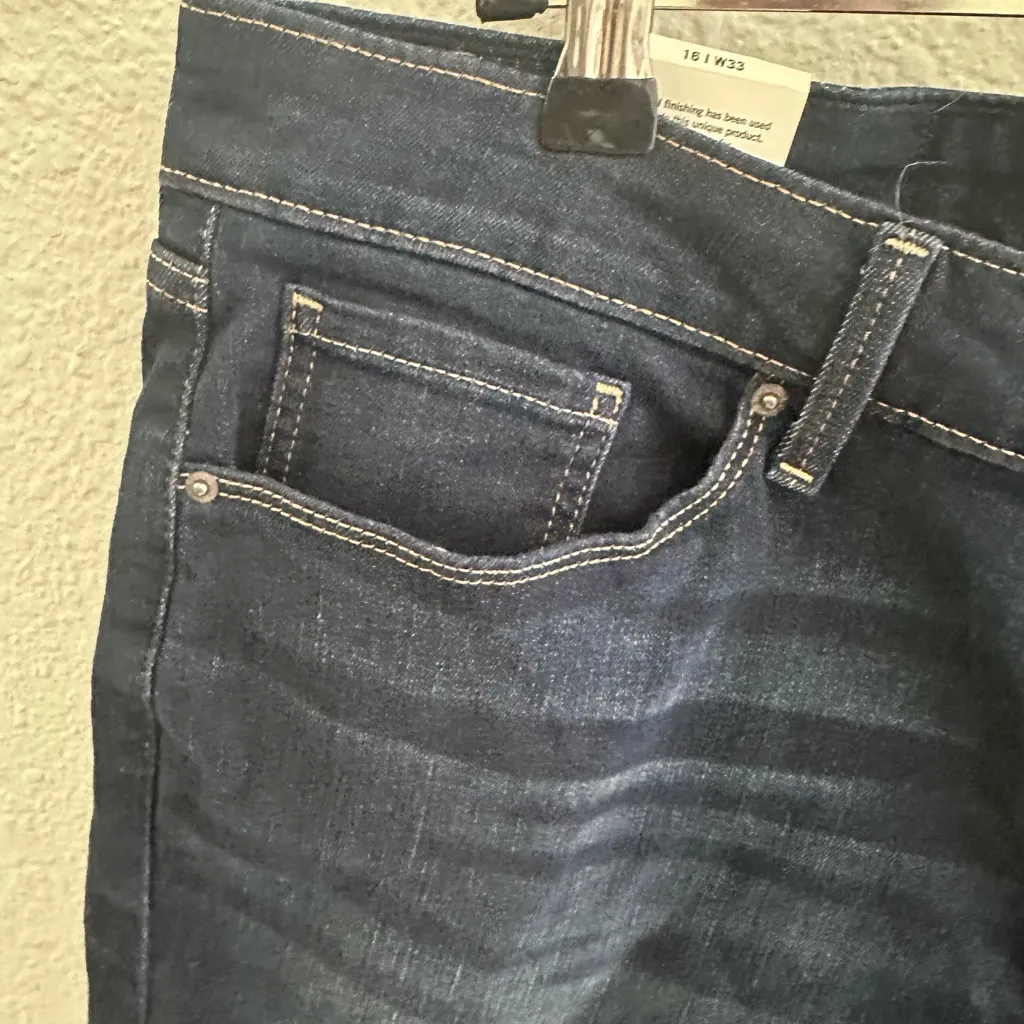 Signature by Levi Strauss Deep Blue Jeans Size 16 - Image 7