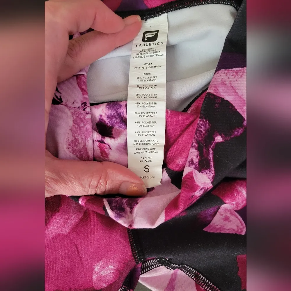 Fabletics Rose Night Print High-Waisted Legging Size S - Image 13