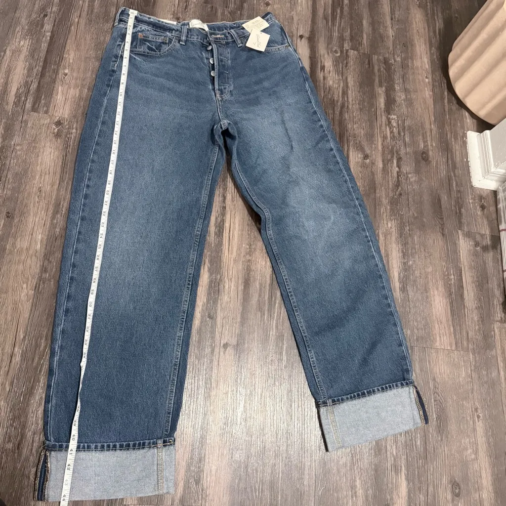 Universal Thread Relaxed Fit Dark Blue Jeans - Image 5