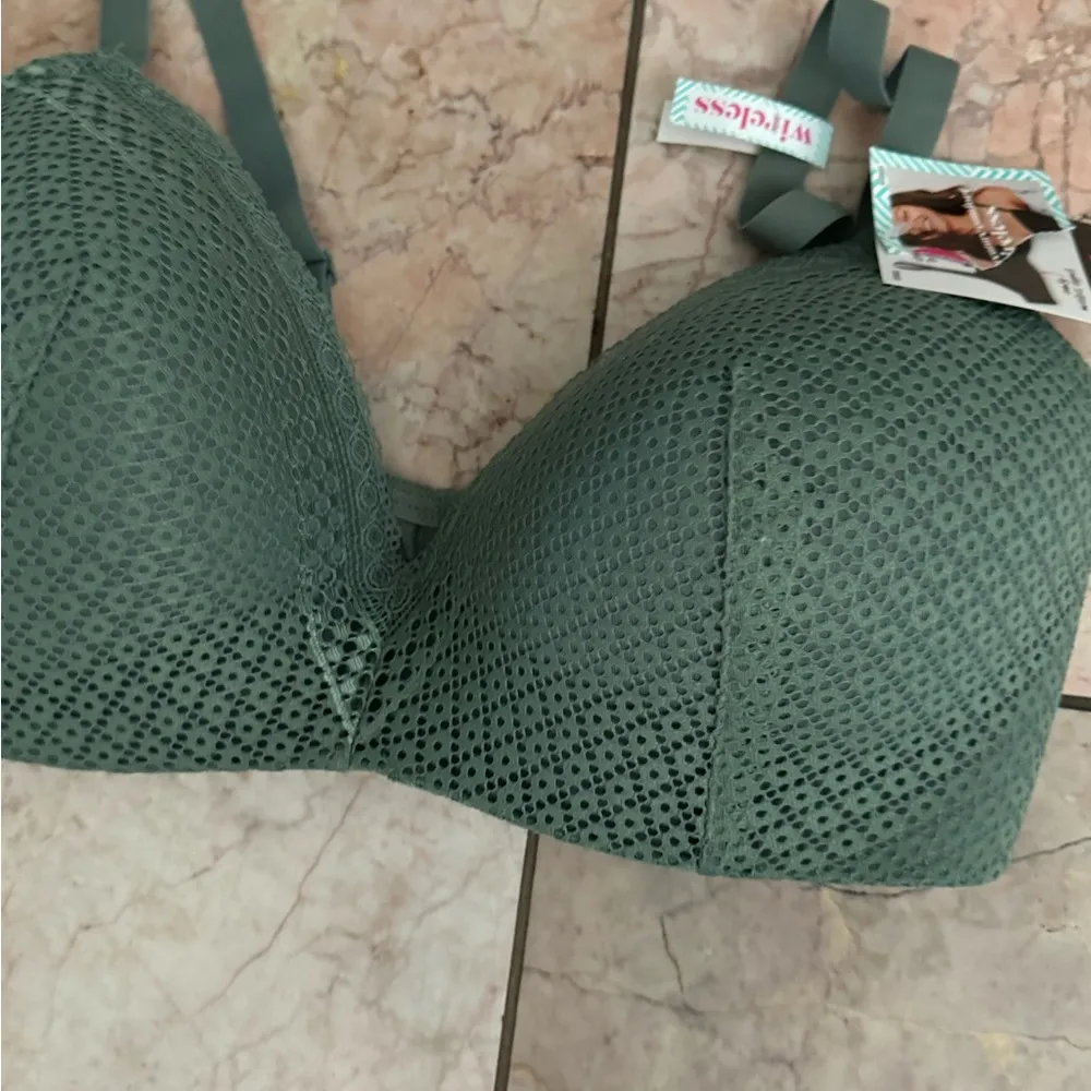 MAIDENFORM bra 36DD - Image 8