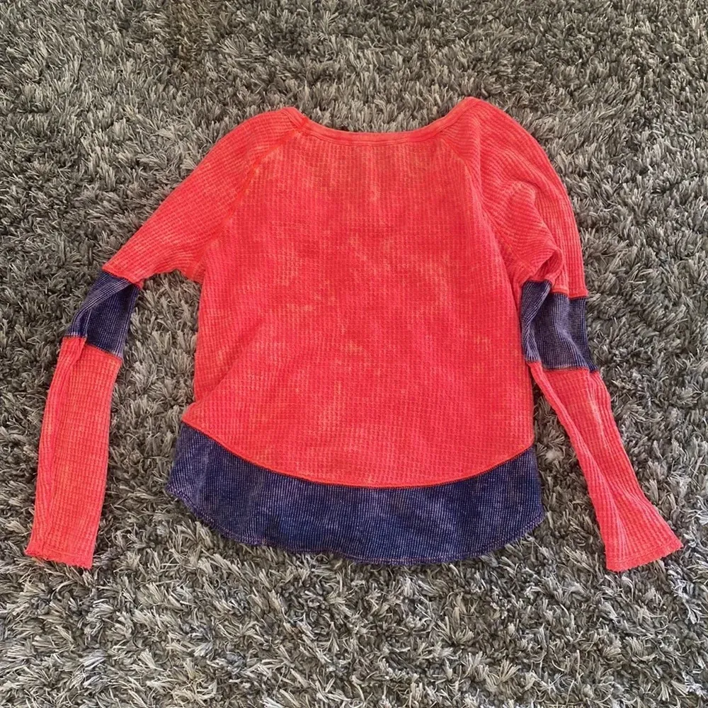 We the Free Color Block Patchwork Waffle Knit Top Scoop Neck Red Blue Size XS - Image 5