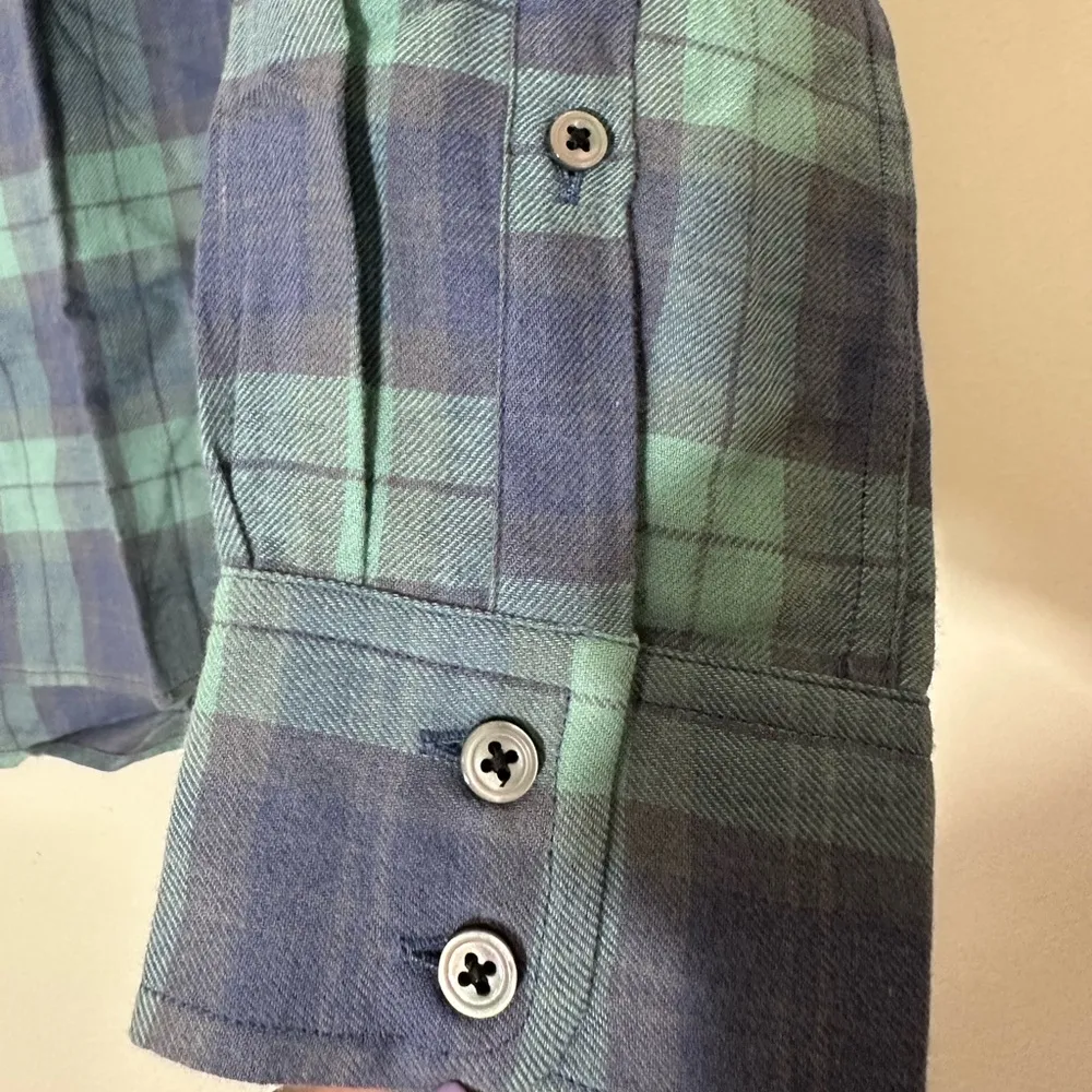 UNTUCKit Plaid Grenache button down shirt size 2 NWT Blue - Image 6