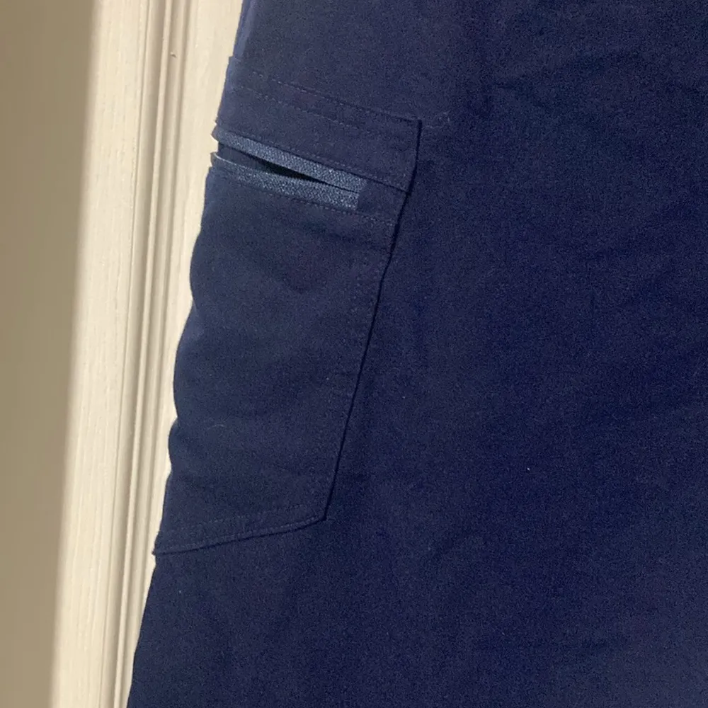 Figs Zamora Navy Blue Joggers Women’s Size Medium Scrub Pants - Image 5