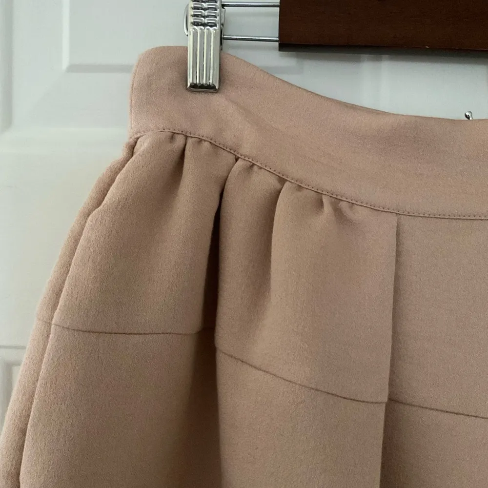 BCBGeneration  Dark Buff Pleated Full Mini Skirt Size 10 - Image 5