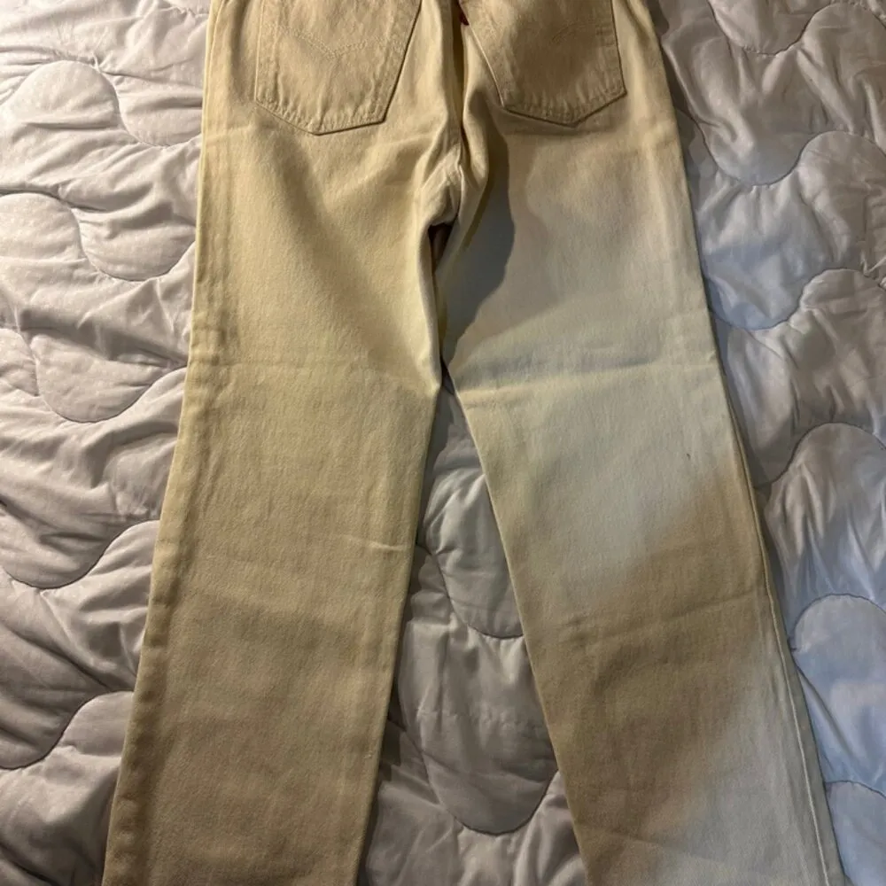 Levi’s Vintage 501 Size 7 Inseam 25 inches Made in USA 1991 - Image 2