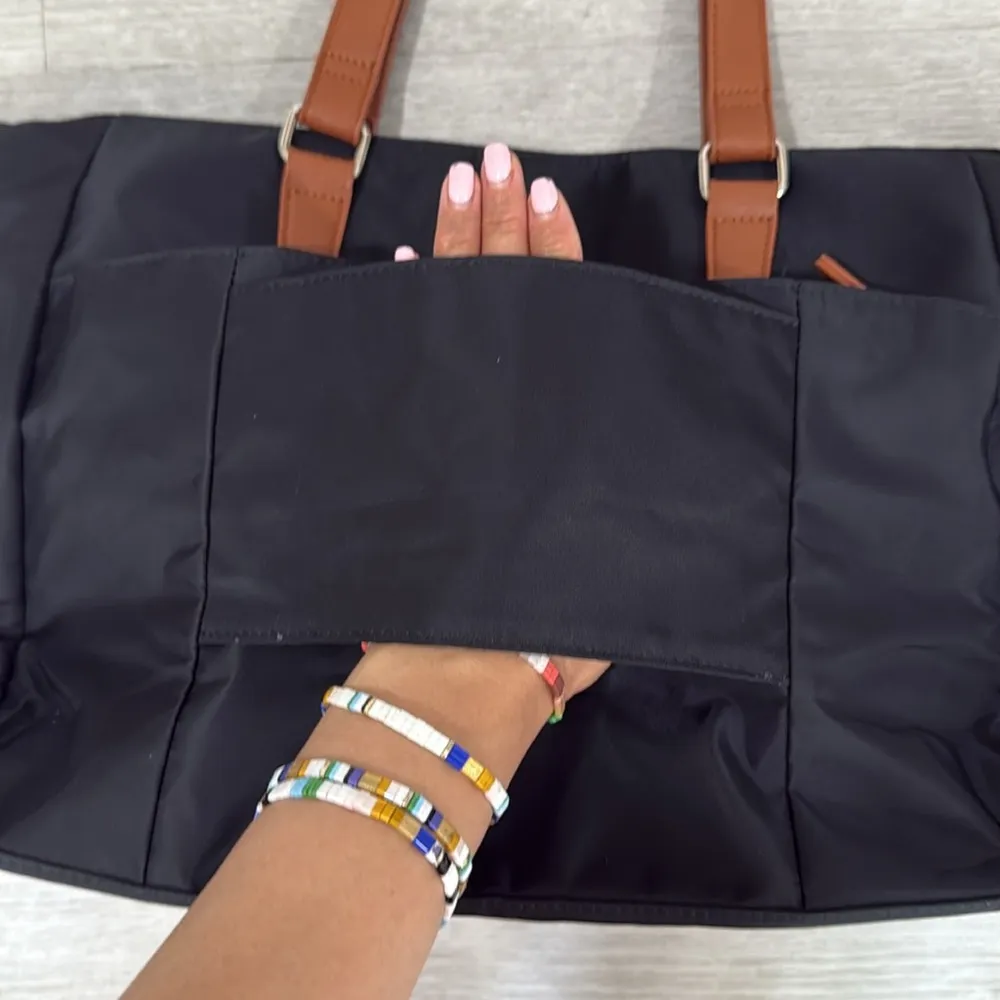 NWOT nylon travel bag with carry on slide in Black - Image 9