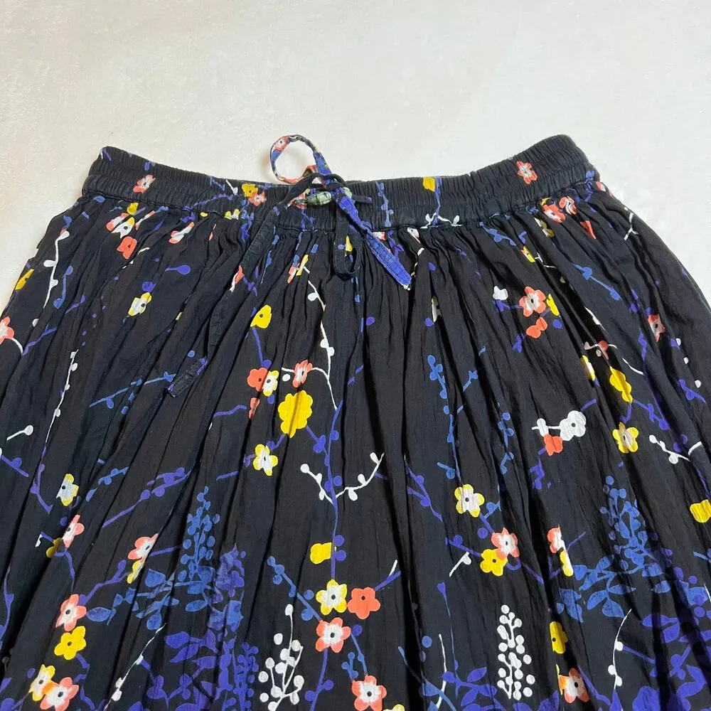 The Paragon Floral Print A - Image 3