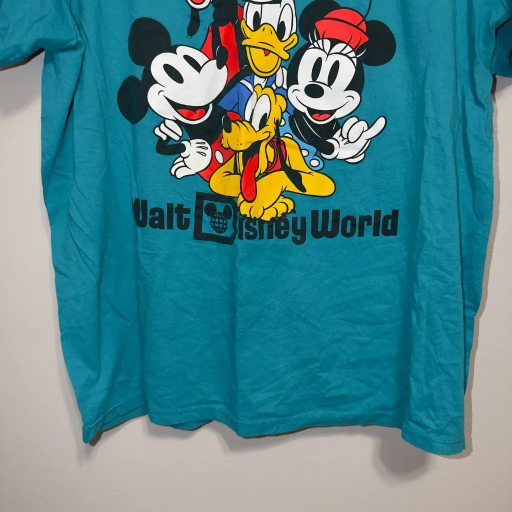 Walt Disney World Graphic Tee Women’s XL Mickey Minnie Donald Goofy - Image 4