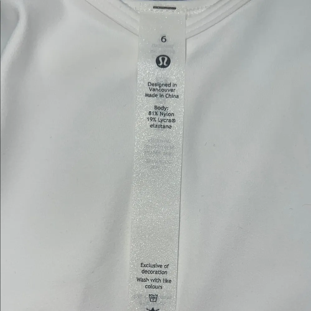 Lululemon Align Long Sleeve Shirt
White Size 6 - Image 4