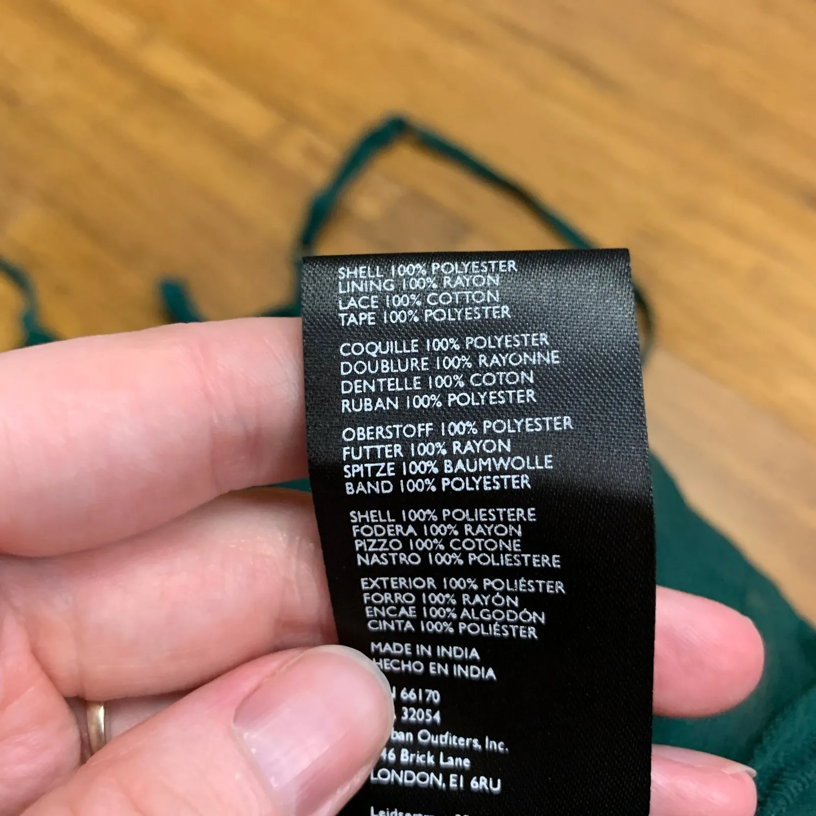 Urban Outfitters Green Crochet Trim V Neck Tank Top Handkerchief Women's Size XS - Image 6