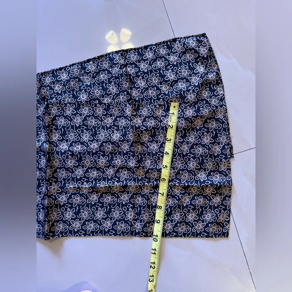 Silk Ombre Lightweight Accent Scarf black floral and gray - Image 8