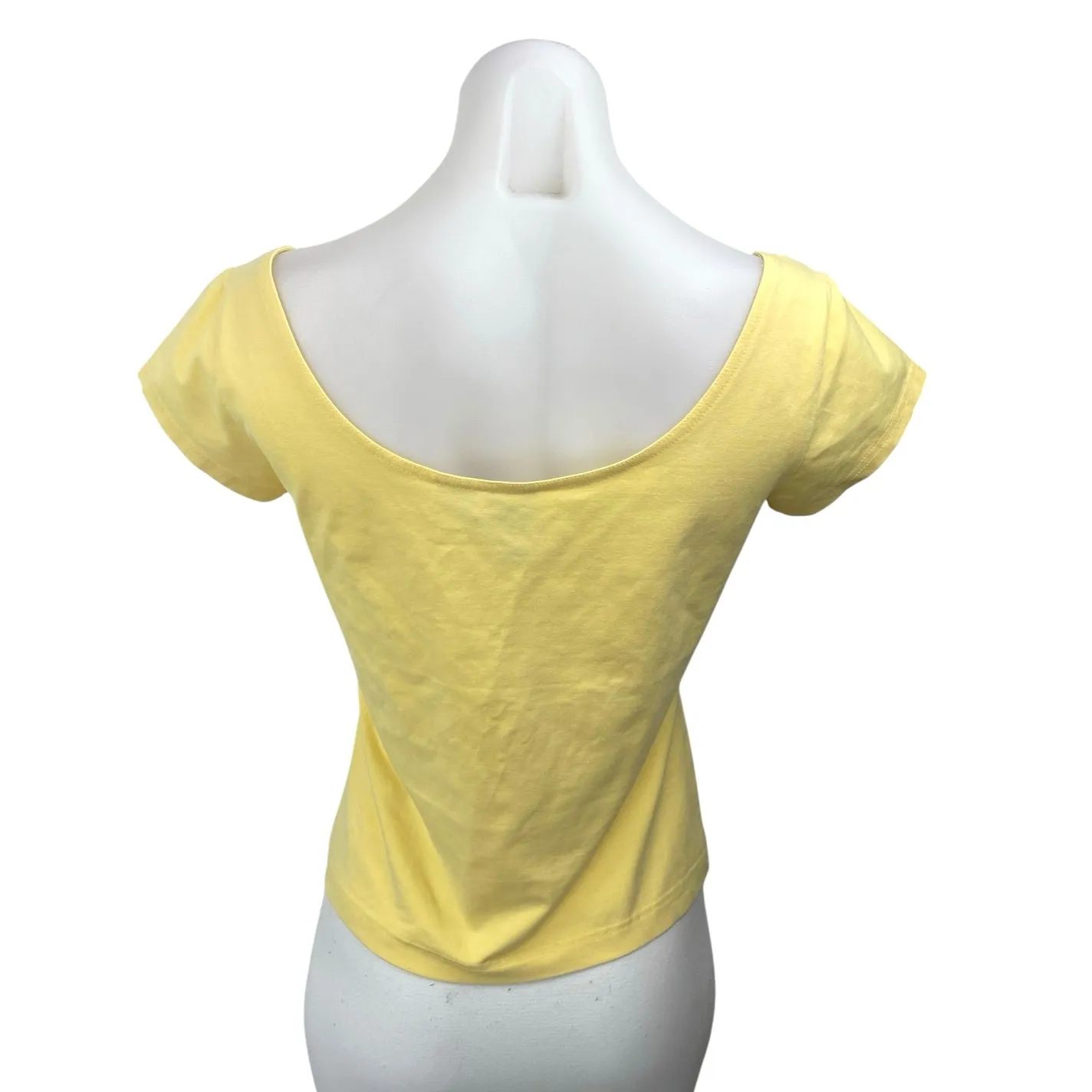 Worth Women's Yellow Short Sleeve Scoop Neck Casual T Shirt Tee Top Size S - Image 2