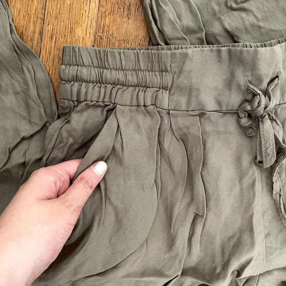 Talula olive green elastic waistband pockets casual pants sweatpants rayon - Image 2