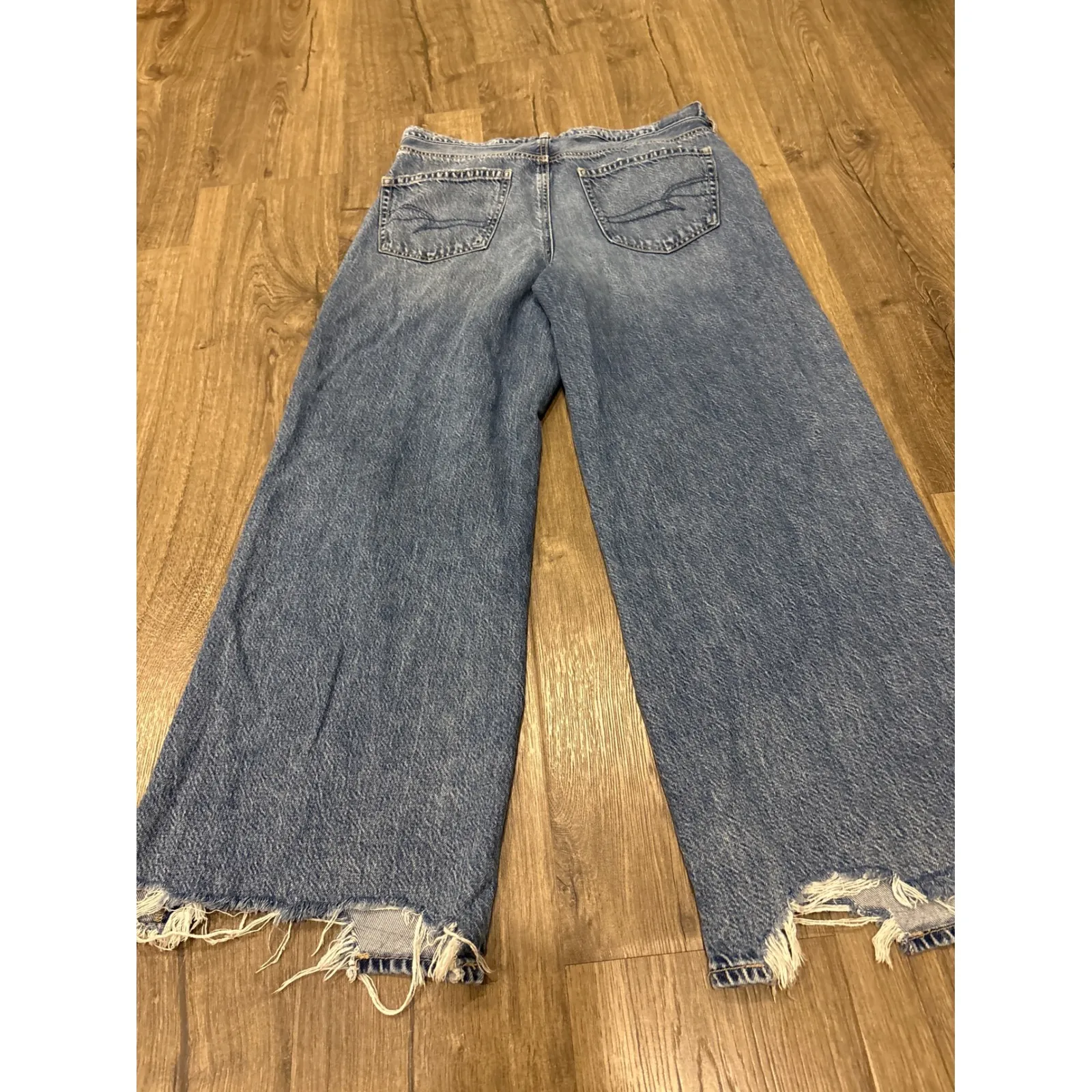 American Eagle Super Baggy Wide Leg Distressed Frayed Hem Jeans Women Size 10 Blue - Image 9