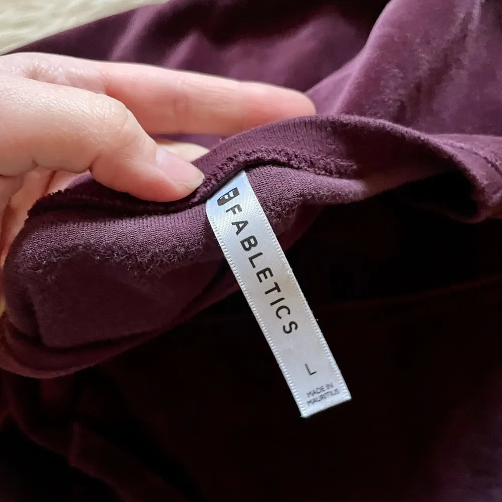 Fabletics  Plum Purple Velvet Sweatshirt - Image 4