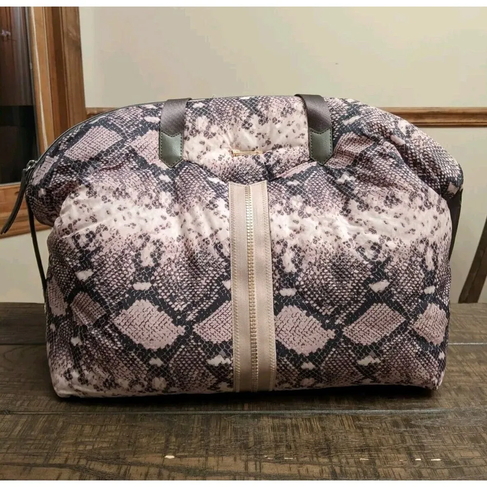 EUC Stella & Dot Crush It Carry On Blush Snake Large Weekender Tote Travel Bag - Image 4