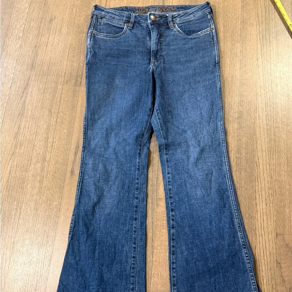 Women's Wrangler Flare Denim Jeans: Size 29 - Image 5